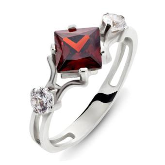 Пръстен от бяло злато с рубин и диаманти